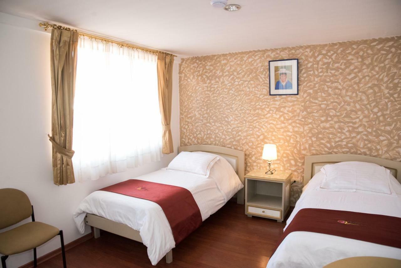 Hotel La Orquidea Куенка Екстер'єр фото