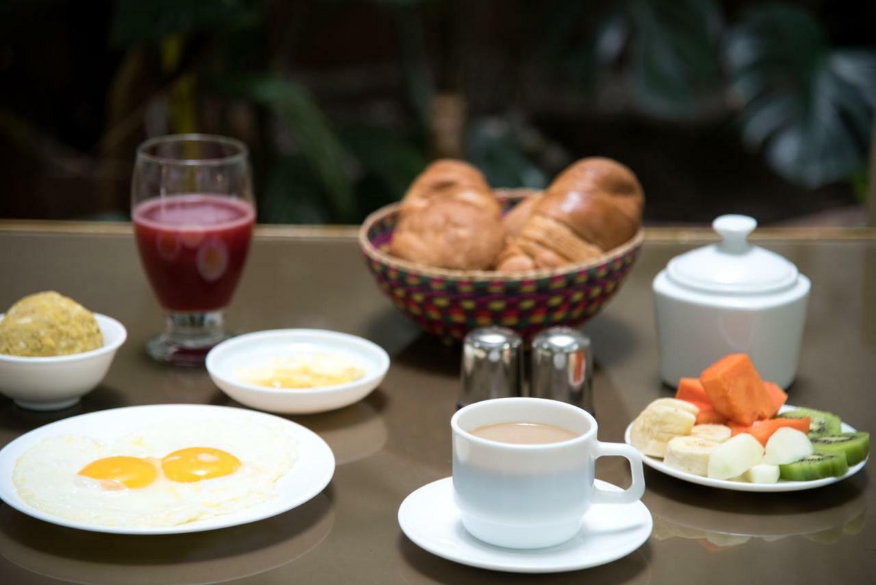 Hotel La Orquidea Куенка Екстер'єр фото